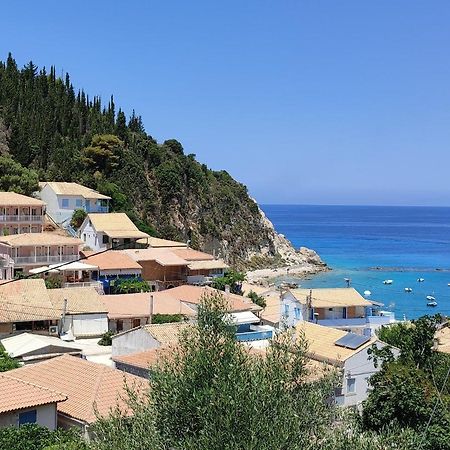 Villa Spiros Áyios Nikítas Eksteriør billede