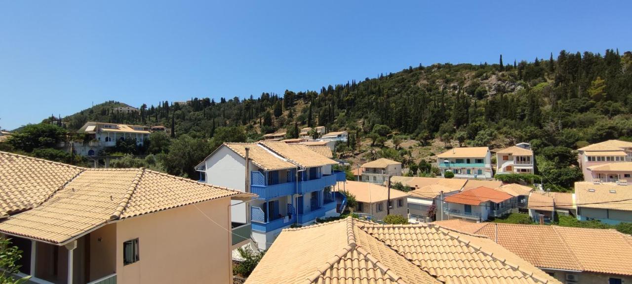 Villa Spiros Áyios Nikítas Eksteriør billede
